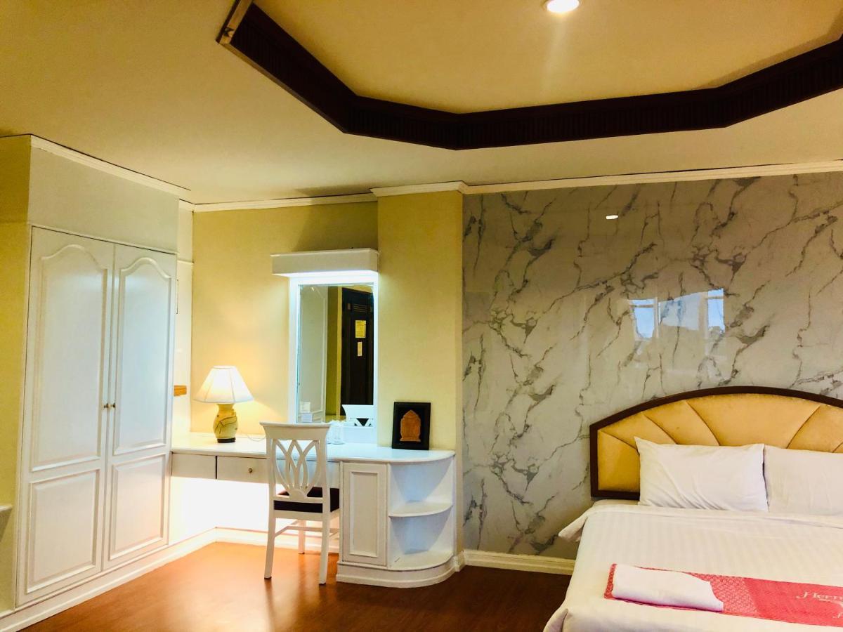 Hermitage Hotel Korat-Sha Nakhonratchasima Dış mekan fotoğraf