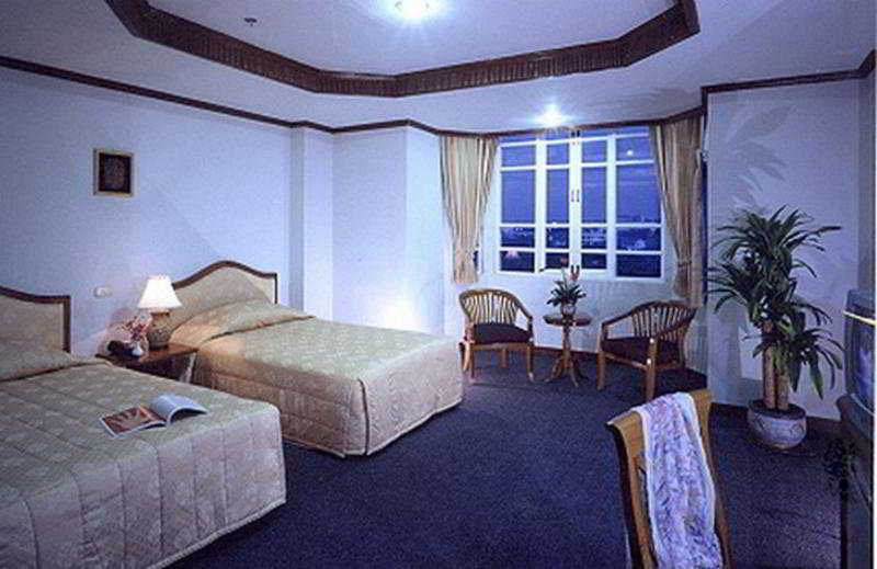 Hermitage Hotel Korat-Sha Nakhonratchasima Dış mekan fotoğraf
