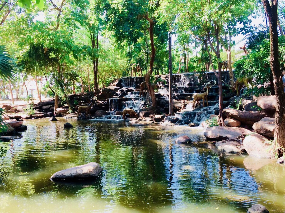 Hermitage Hotel Korat-Sha Nakhonratchasima Dış mekan fotoğraf